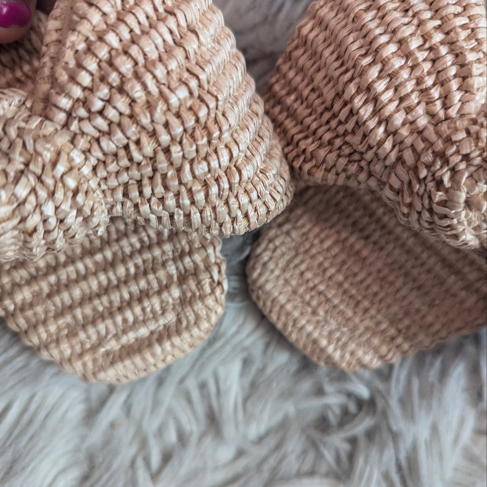 EUC Loeffler Randall Carmen Natural Bow Sandal - Picture 10 of 16